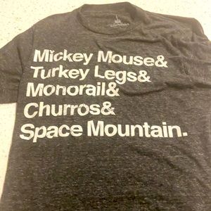 Disney - SHORT SLEEVE - SMALL